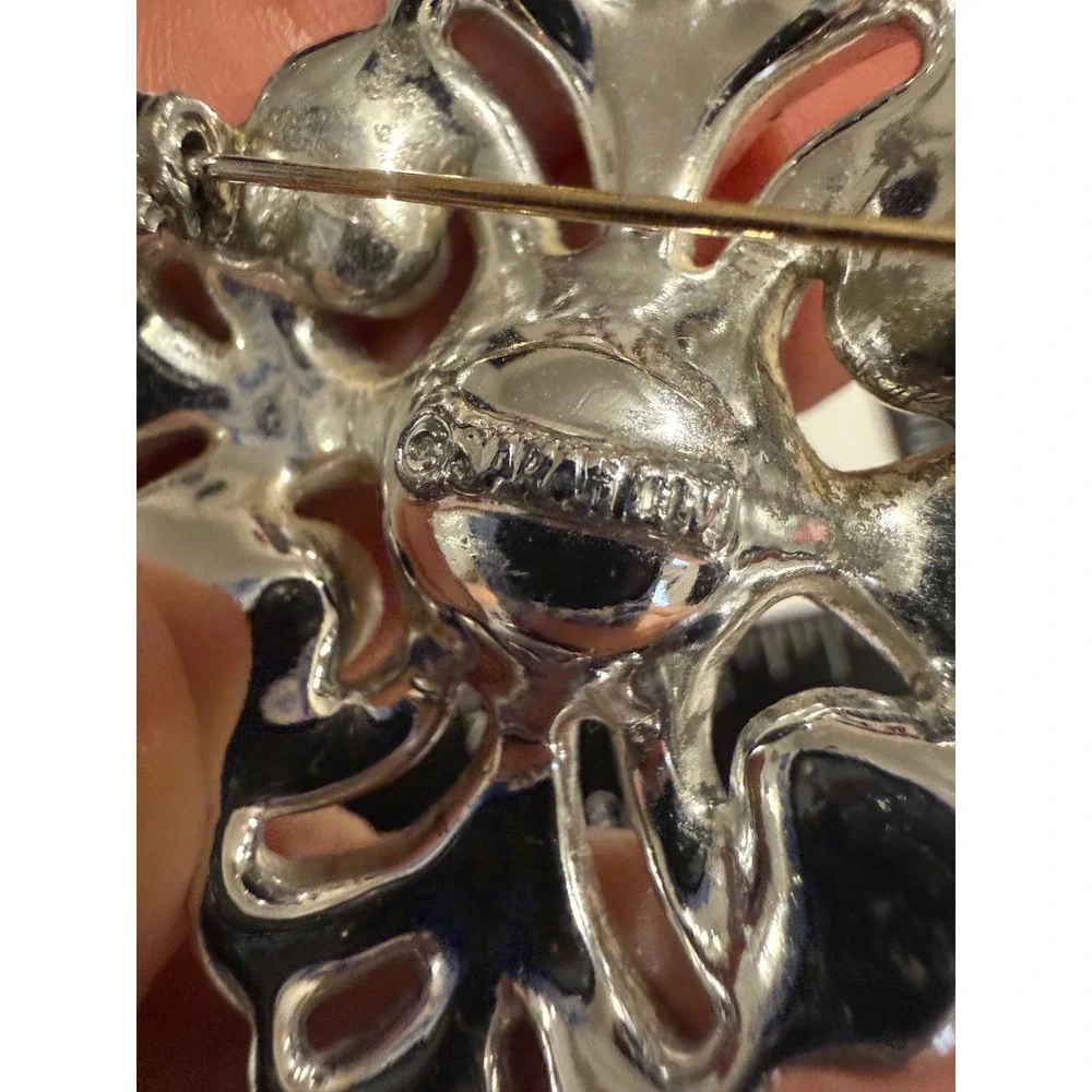 Vintage Napier Silver Tone Faux Pearl Rhinestone Openwork Diamond Brooch Pin
